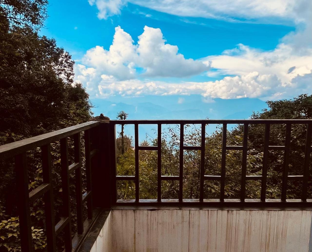 Forest Lodge - 80 Mts From Mall Road Darjeeling  Exterior foto