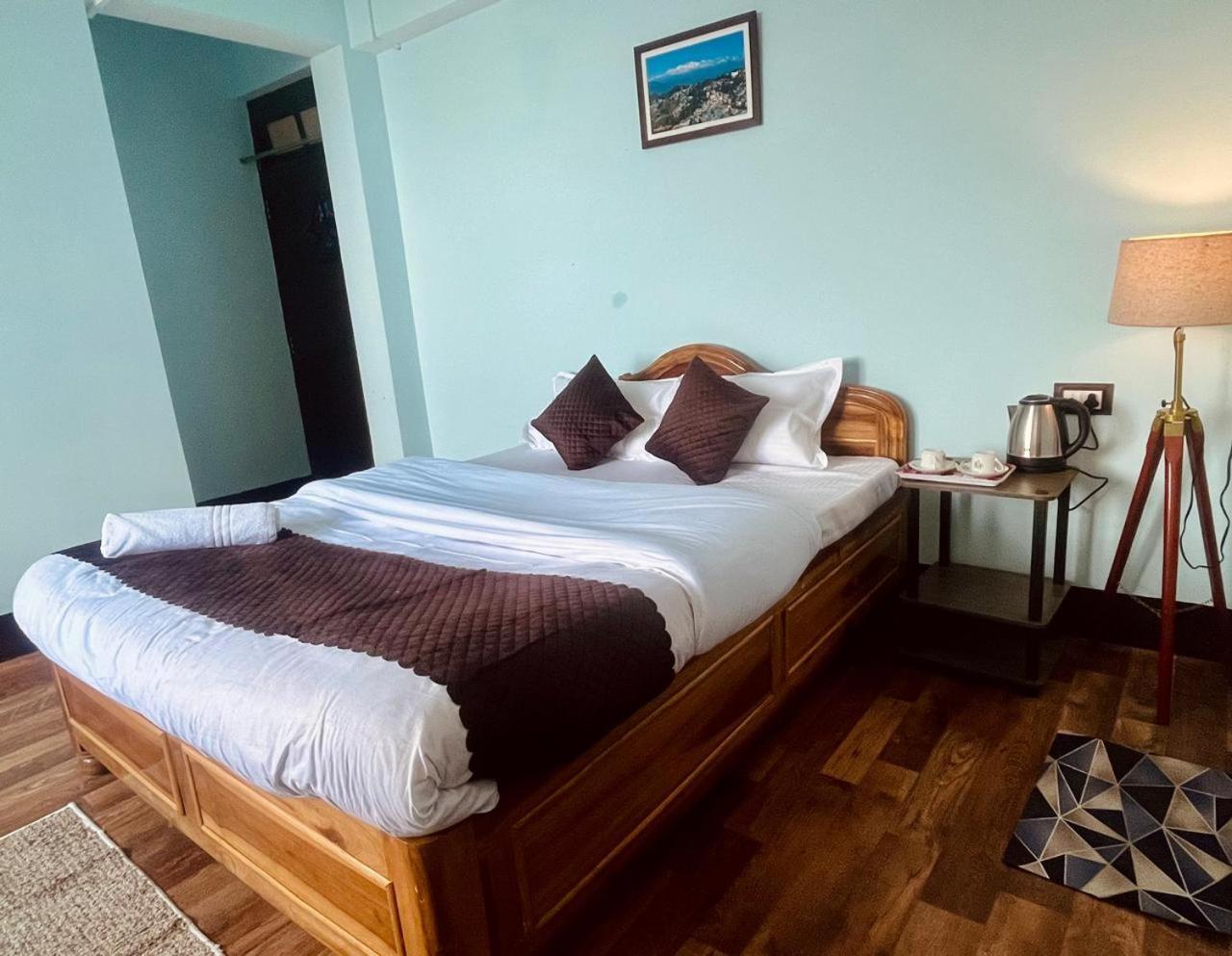 Forest Lodge - 80 Mts From Mall Road Darjeeling  Exterior foto
