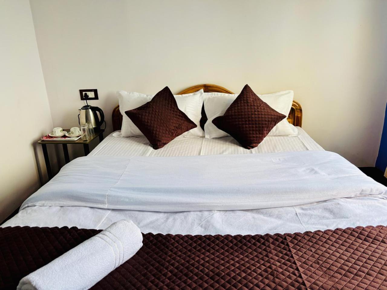 Forest Lodge - 80 Mts From Mall Road Darjeeling  Exterior foto