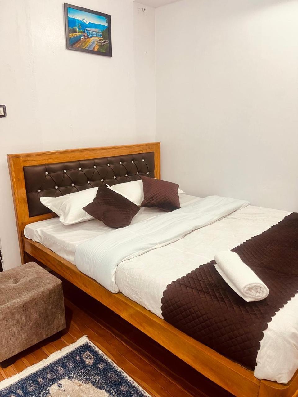 Forest Lodge - 80 Mts From Mall Road Darjeeling  Exterior foto