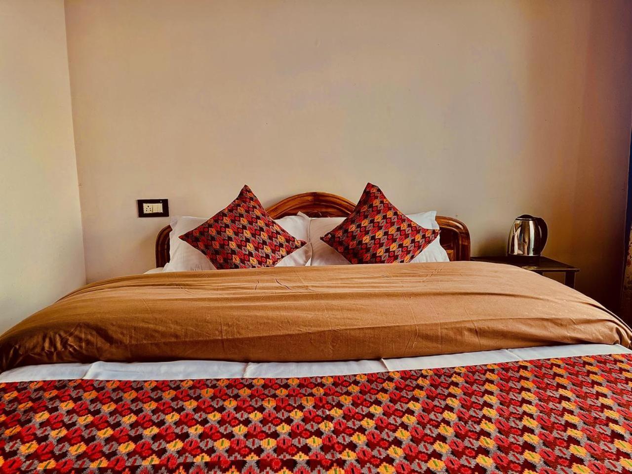 Forest Lodge - 80 Mts From Mall Road Darjeeling  Exterior foto